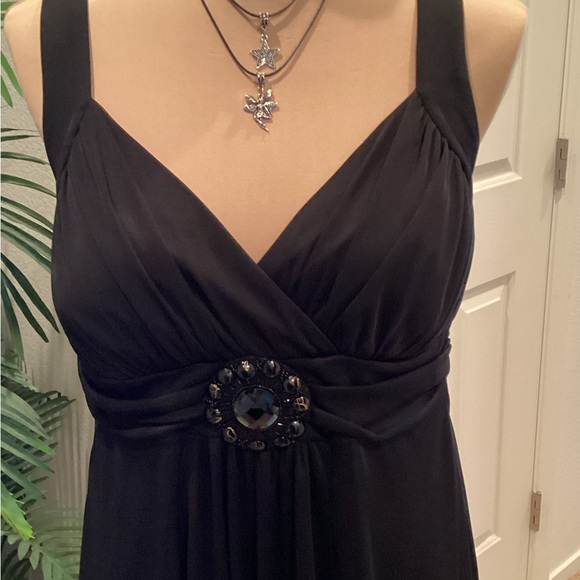 EN Focus petite dress - Picture 2 of 9